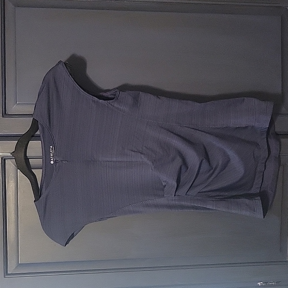 Athleta top